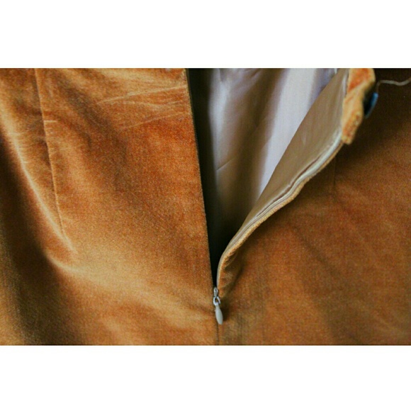 Harve Benard Solid Pencil Skirt - Picture 6 of 7